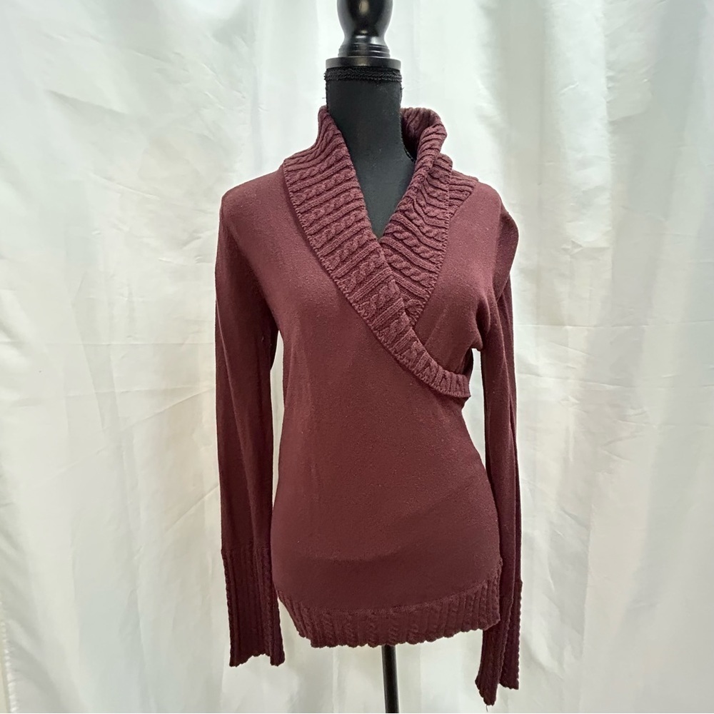 BCBGMAXAZRIA maroon burgundy knit sweater Sz M - Picture 7 of 7